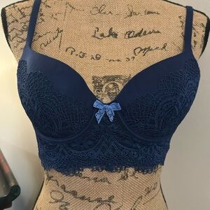 VS Body by Victoria Lined Demi